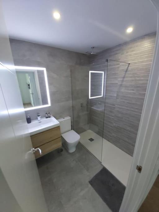 Luminoso Apartamento En El Centro, Con Mucho Arte Seville Ngoại thất bức ảnh