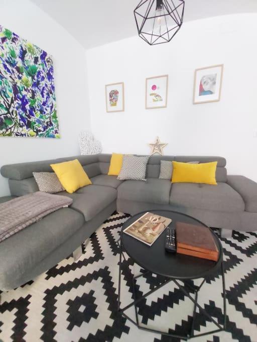 Luminoso Apartamento En El Centro, Con Mucho Arte Seville Ngoại thất bức ảnh