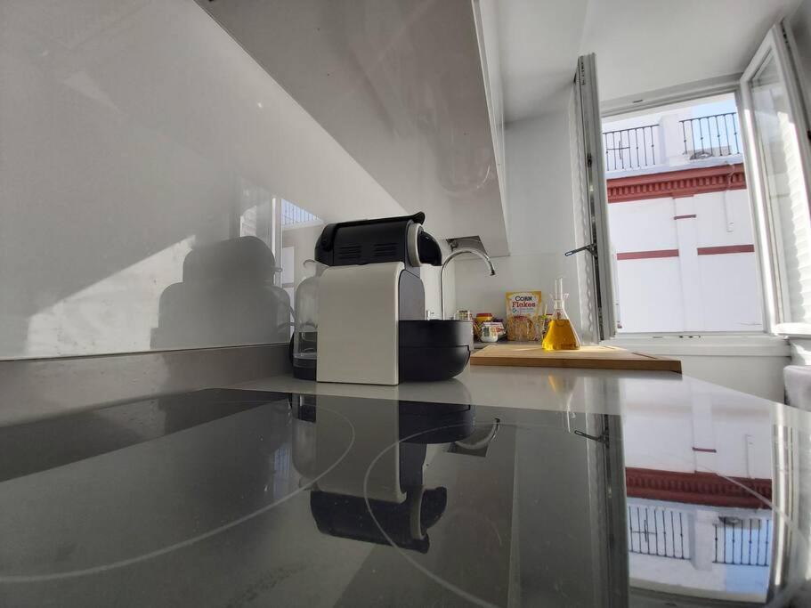 Luminoso Apartamento En El Centro, Con Mucho Arte Seville Ngoại thất bức ảnh